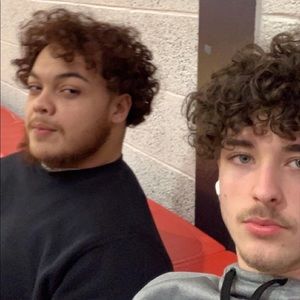 Meet your Posher, Cameron